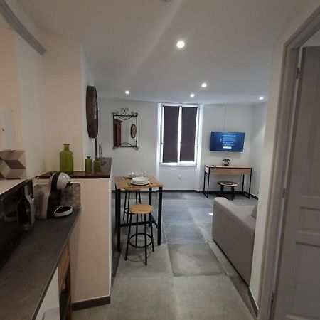 Studio Au Coeur Du Village Туртур Экстерьер фото
